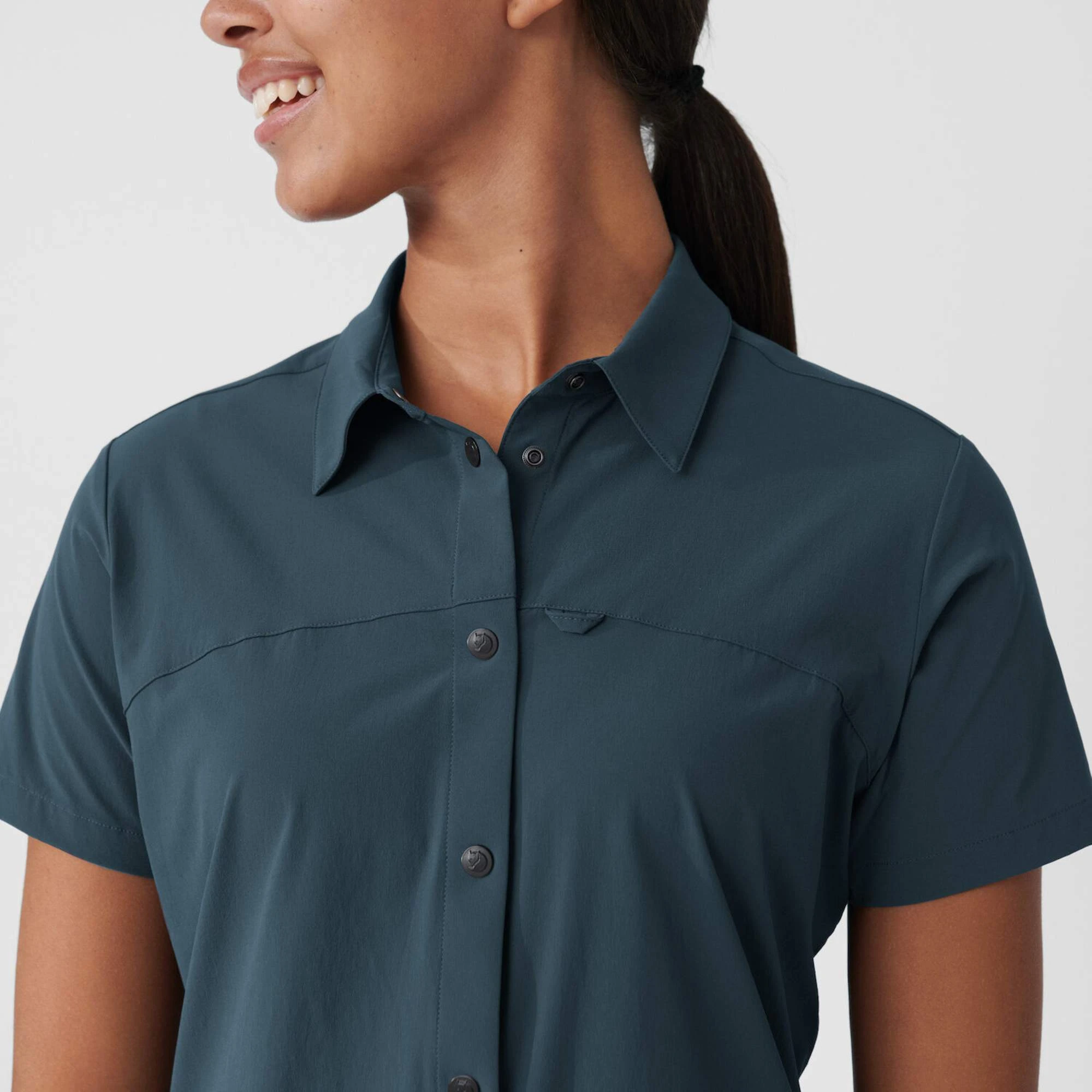 FJÄLLRÄVEN HIGH COAST LITE SHIRT SS W Damen - Outdoor Bluse – Bild 9